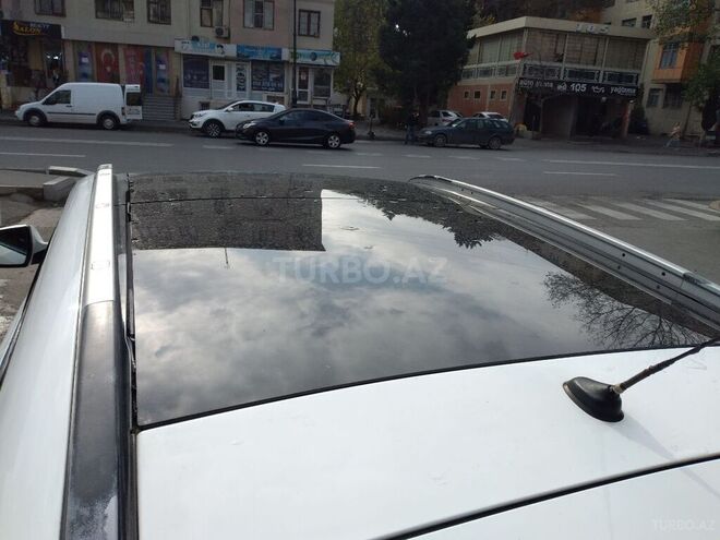 Kia Sportage 2011, 105,025 km - 2.0 l - Bakı