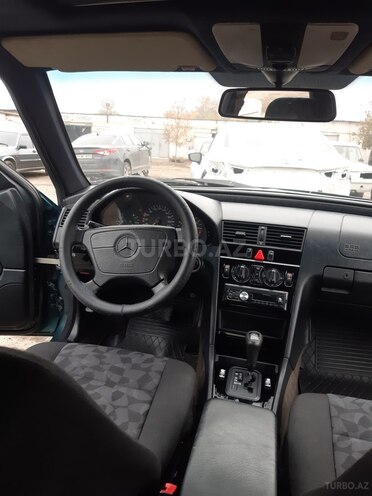 Mercedes C 180 1997, 265,000 km - 1.8 l - Gəncə