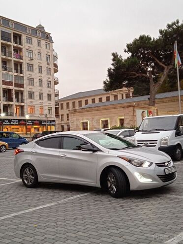 Hyundai Elantra 2015, 67,880 km - 1.8 l - Bakı