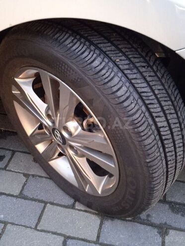 Hyundai Elantra 2015, 67,880 km - 1.8 l - Bakı