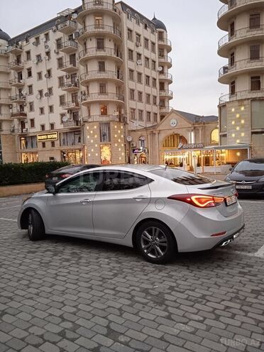 Hyundai Elantra 2015, 67,880 km - 1.8 l - Bakı