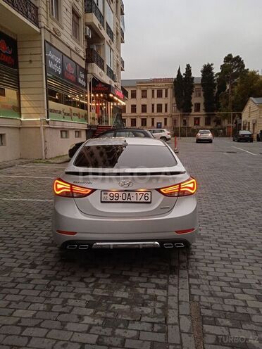 Hyundai Elantra 2015, 67,880 km - 1.8 l - Bakı