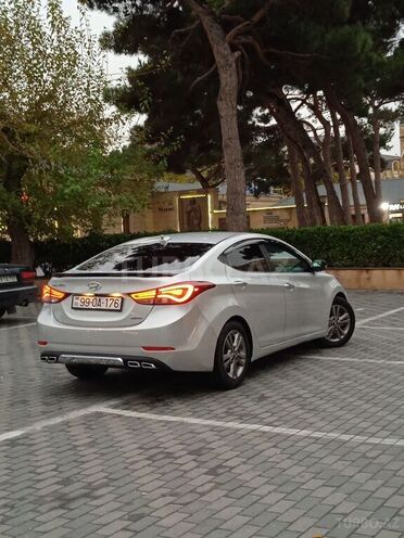 Hyundai Elantra 2015, 67,880 km - 1.8 l - Bakı