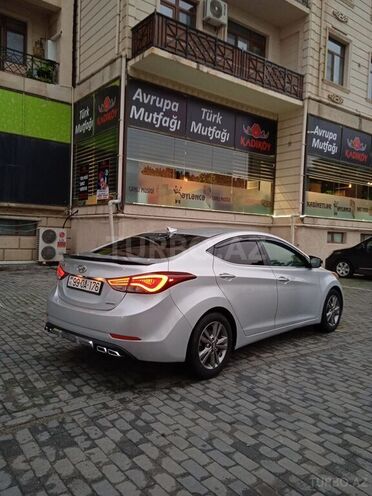 Hyundai Elantra 2015, 67,880 km - 1.8 l - Bakı