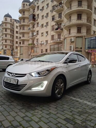 Hyundai Elantra 2015, 67,880 km - 1.8 l - Bakı