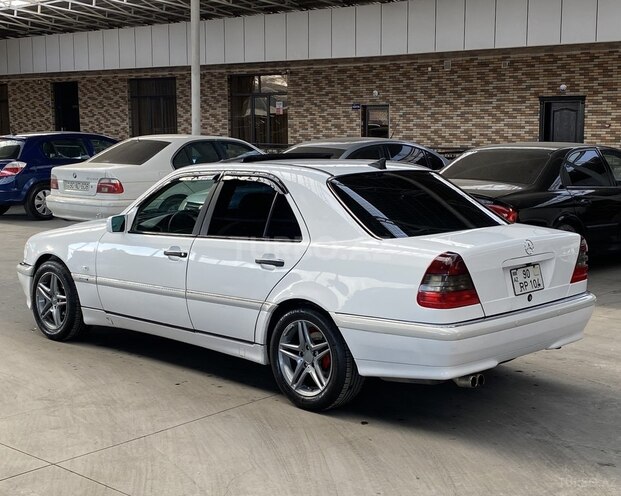 Mercedes C 230 1998, 267,890 km - 2.3 l - Bakı