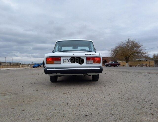 LADA (VAZ) 2107 2009, 10,500 km - 1.5 l - Neftçala