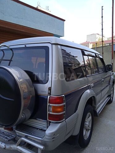 Mitsubishi Pajero 1996, 402,245 km - 2.8 l - Sumqayıt