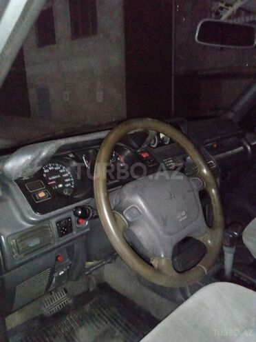 Mitsubishi Pajero 1996, 402,245 km - 2.8 l - Sumqayıt