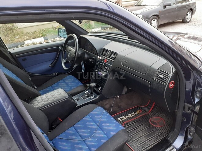 Mercedes C 220 1997, 452,258 km - 2.2 l - Bakı