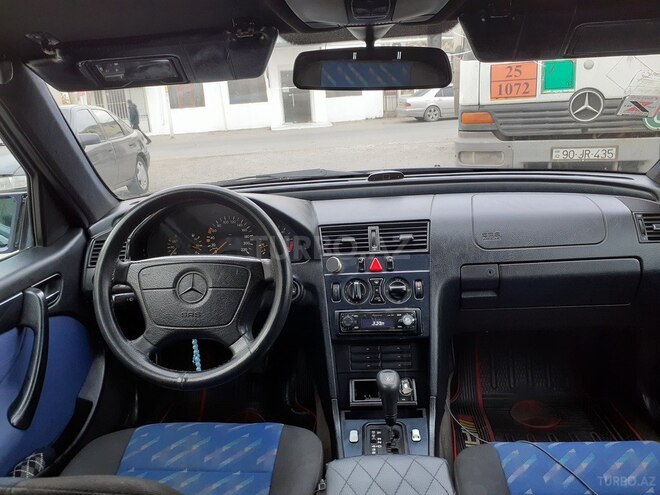Mercedes C 220 1997, 452,258 km - 2.2 l - Bakı