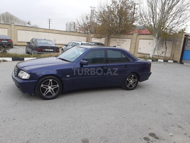 Mercedes C 220 1997, 452,258 km - 2.2 l - Bakı