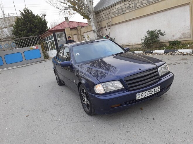 Mercedes C 220 1997, 452,258 km - 2.2 l - Bakı