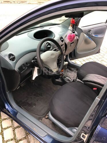 Toyota Vitz 2001, 295,000 km - 1.0 l - Bakı