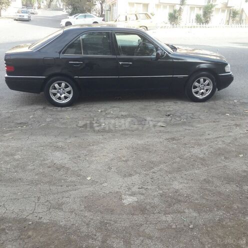 Mercedes C 180 1994, 452,365 km - 1.8 l - Bakı