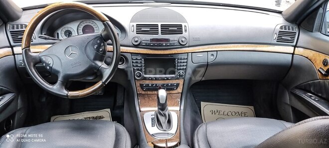Mercedes E 320 2004, 220,000 km - 3.2 l - Bakı