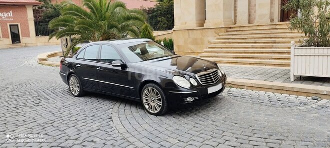 Mercedes E 320 2004, 220,000 km - 3.2 l - Bakı