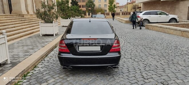 Mercedes E 320 2004, 220,000 km - 3.2 l - Bakı