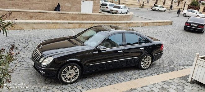 Mercedes E 320 2004, 220,000 km - 3.2 l - Bakı