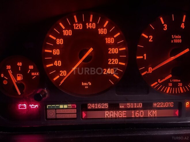 BMW X5 2004, 235,000 km - 4.4 л - Bakı