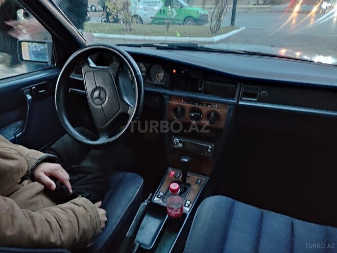 Mercedes 190 1993, 999,999 km - 2.0 l - Bakı