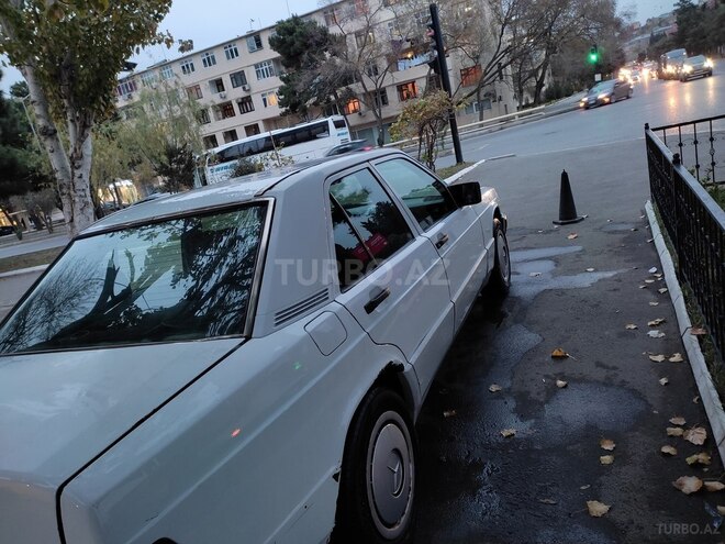 Mercedes 190 1993, 999,999 km - 2.0 l - Bakı