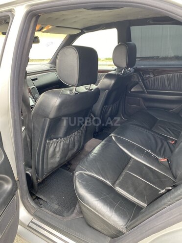 Mercedes E 280 1996, 444,000 km - 2.8 l - Bakı