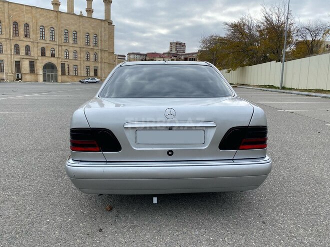 Mercedes E 280 1996, 444,000 km - 2.8 l - Bakı