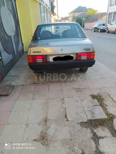 LADA (VAZ) 21099 2001, 2,300 km - 1.6 l - Quba