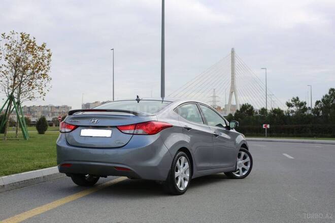 Hyundai Elantra 2013, 153,210 km - 1.8 l - Bakı