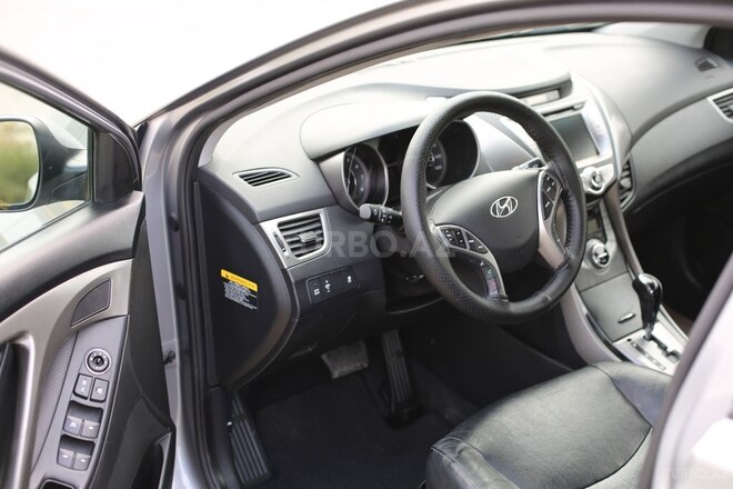 Hyundai Elantra 2013, 153,210 km - 1.8 l - Bakı