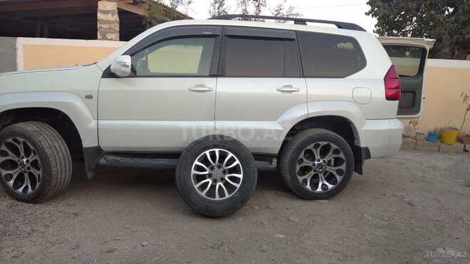 Toyota Prado 2008, 140,000 km - 2.7 l - Neftçala