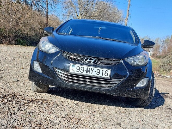 Hyundai Elantra 2013, 177,028 km - 1.8 л - Qusar