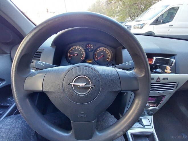 Opel Astra 2009, 132,900 km - 1.4 l - Bakı