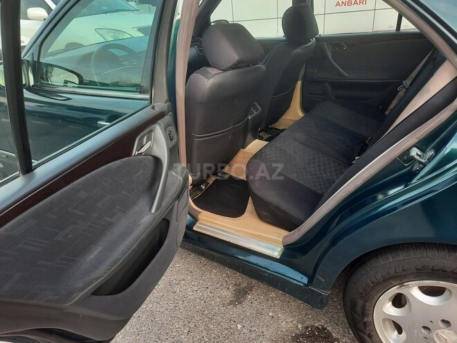 Mercedes E 230 1996, 300,000 km - 2.3 l - Bakı