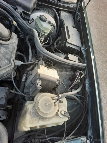 Mercedes E 230 1996, 300,000 km - 2.3 l - Bakı