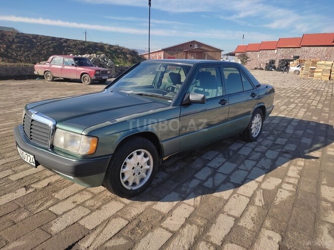 Mercedes 190 1990, 470,000 km - 2.0 l - Şəmkir