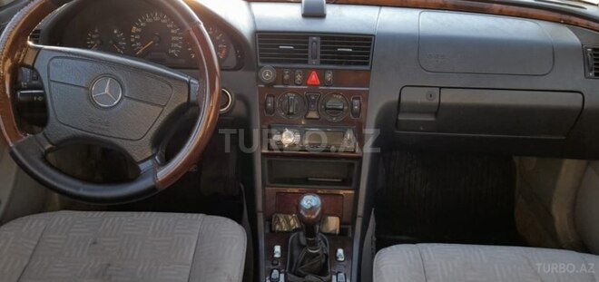 Mercedes C 180 1999, 387,000 km - 1.8 л - Bakı