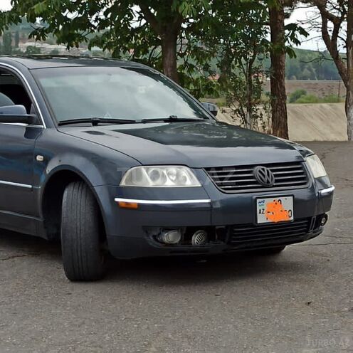 Volkswagen Passat 2002, 385,306 km - 1.8 l - Quba