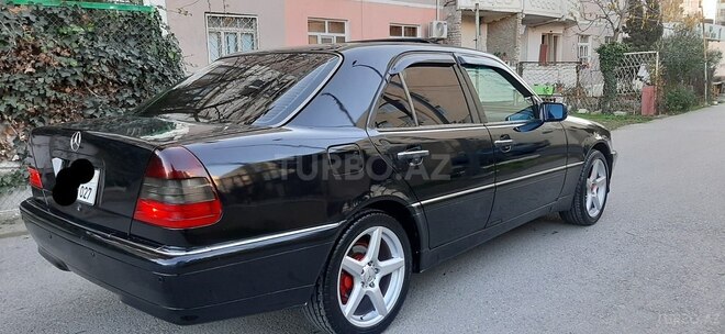 Mercedes C 230 1998, 289,000 km - 2.3 l - Sumqayıt