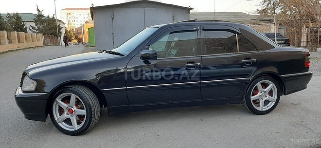 Mercedes C 230 1998, 289,000 km - 2.3 l - Sumqayıt