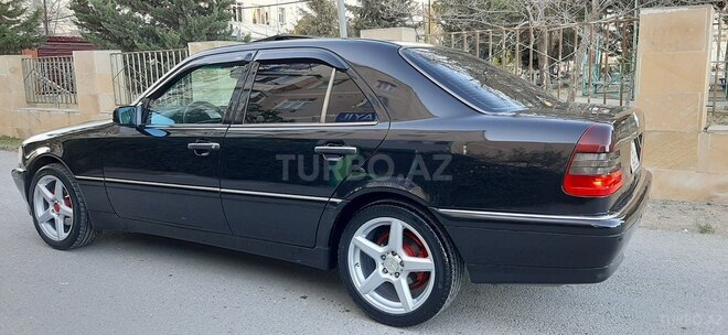 Mercedes C 230 1998, 289,000 km - 2.3 l - Sumqayıt