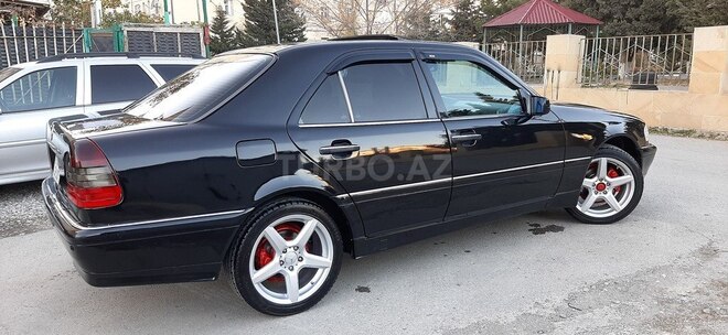 Mercedes C 230 1998, 289,000 km - 2.3 l - Sumqayıt