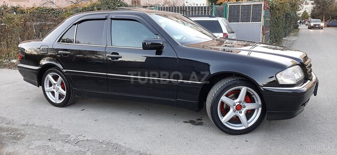Mercedes C 230 1998, 289,000 km - 2.3 l - Sumqayıt