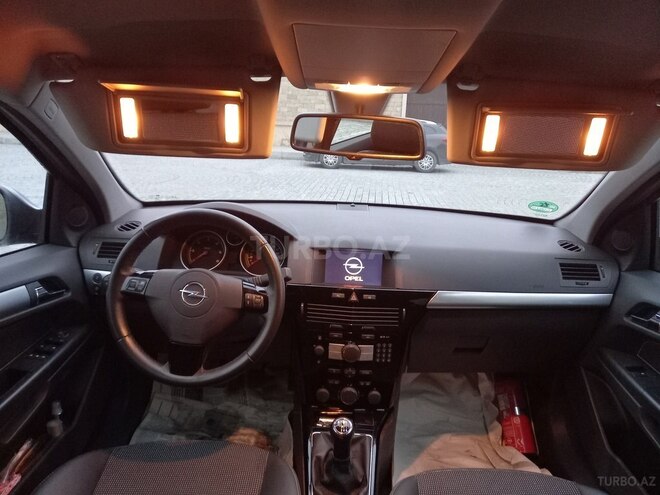 Opel Astra 2009, 157,000 km - 1.3 l - Bakı