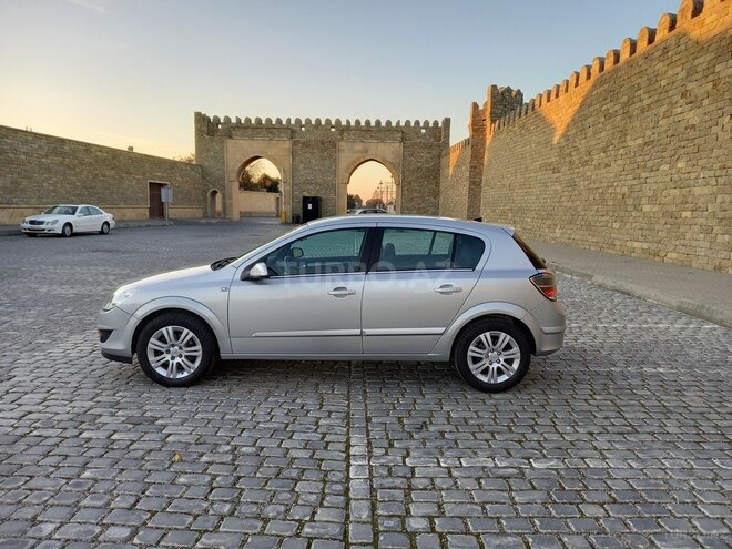 Opel Astra 2009, 157,000 km - 1.3 l - Bakı