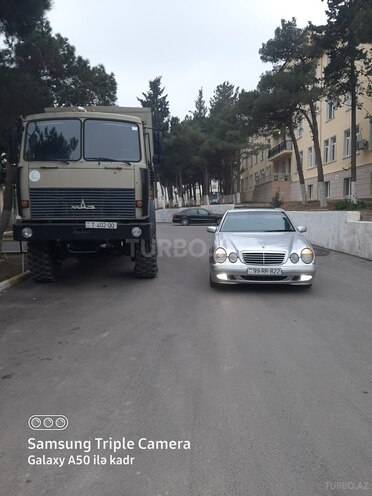 Mercedes E 270 2000, 452,000 km - 2.7 l - Bakı