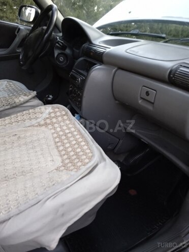 Opel Astra 1995, 250,000 km - 1.6 л - Bakı