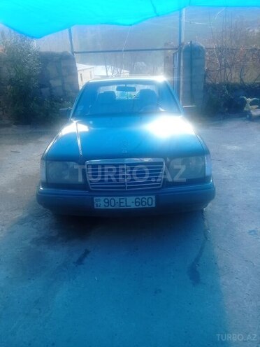 Mercedes E 220 1994, 398,000 km - 2.2 l - Gəncə