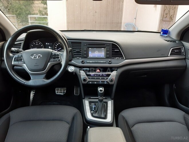 Hyundai Elantra 2018, 54,000 km - 2.0 l - Xaçmaz